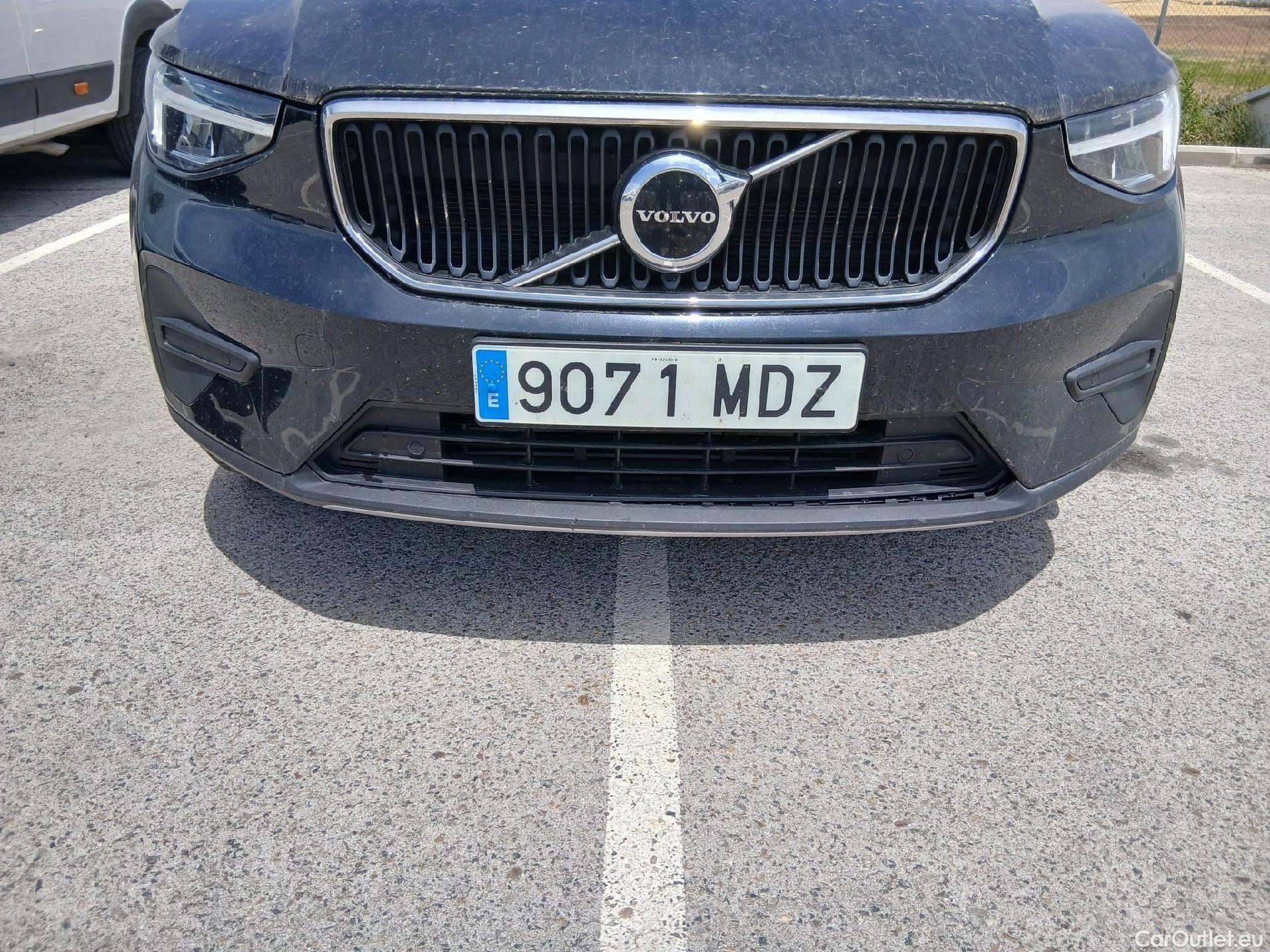  Volvo  XC 40 VOLVO XC40 / 2021 / 5P / todoterreno 1.5 T2 Essential Auto #4