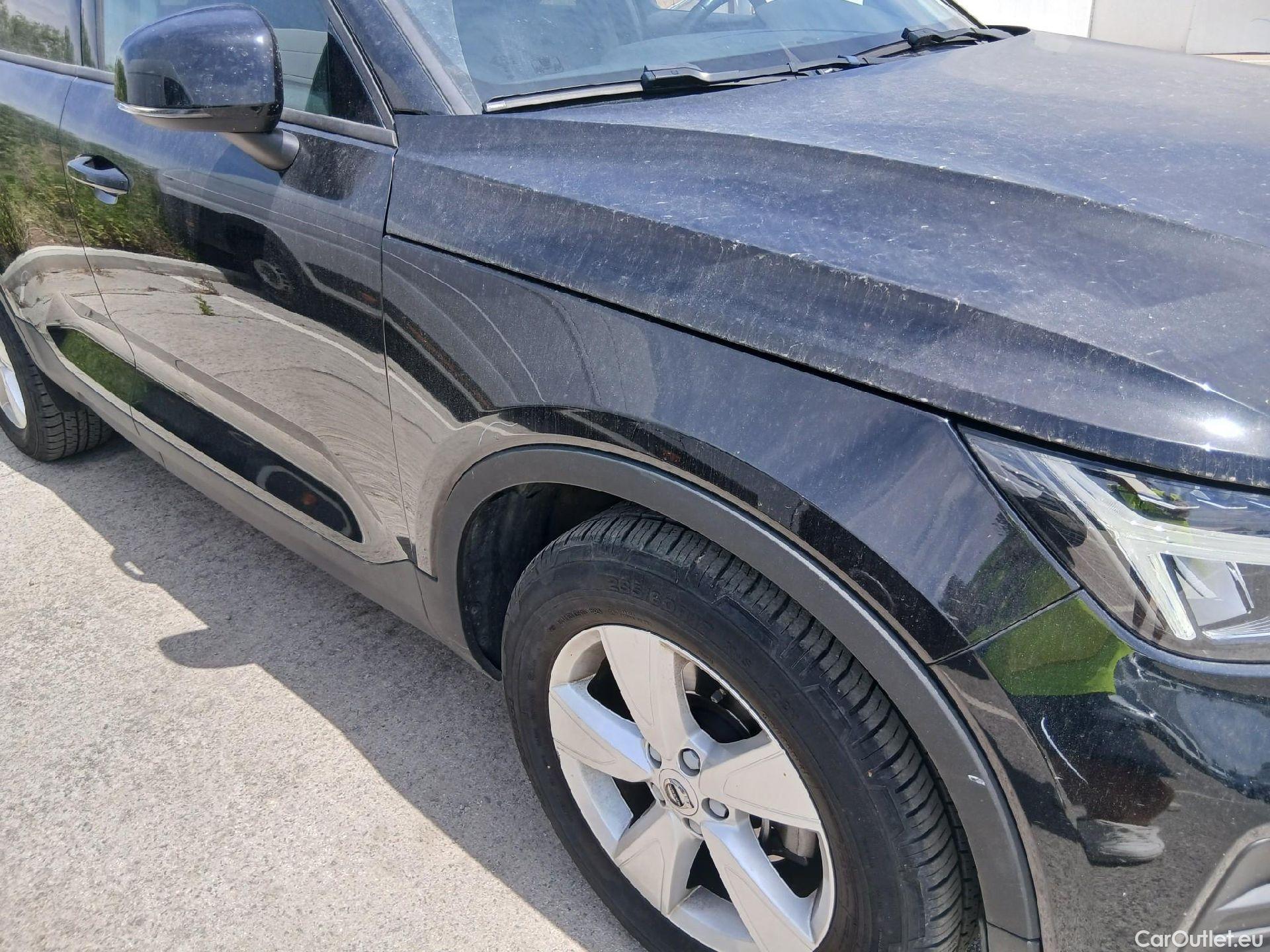  Volvo  XC 40 VOLVO XC40 / 2021 / 5P / todoterreno 1.5 T2 Essential Auto #35