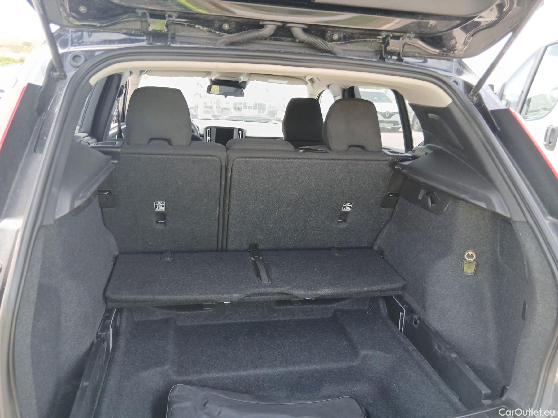  Volvo  XC 40 VOLVO XC40 / 2021 / 5P / todoterreno 1.5 T2 Essential Auto #25