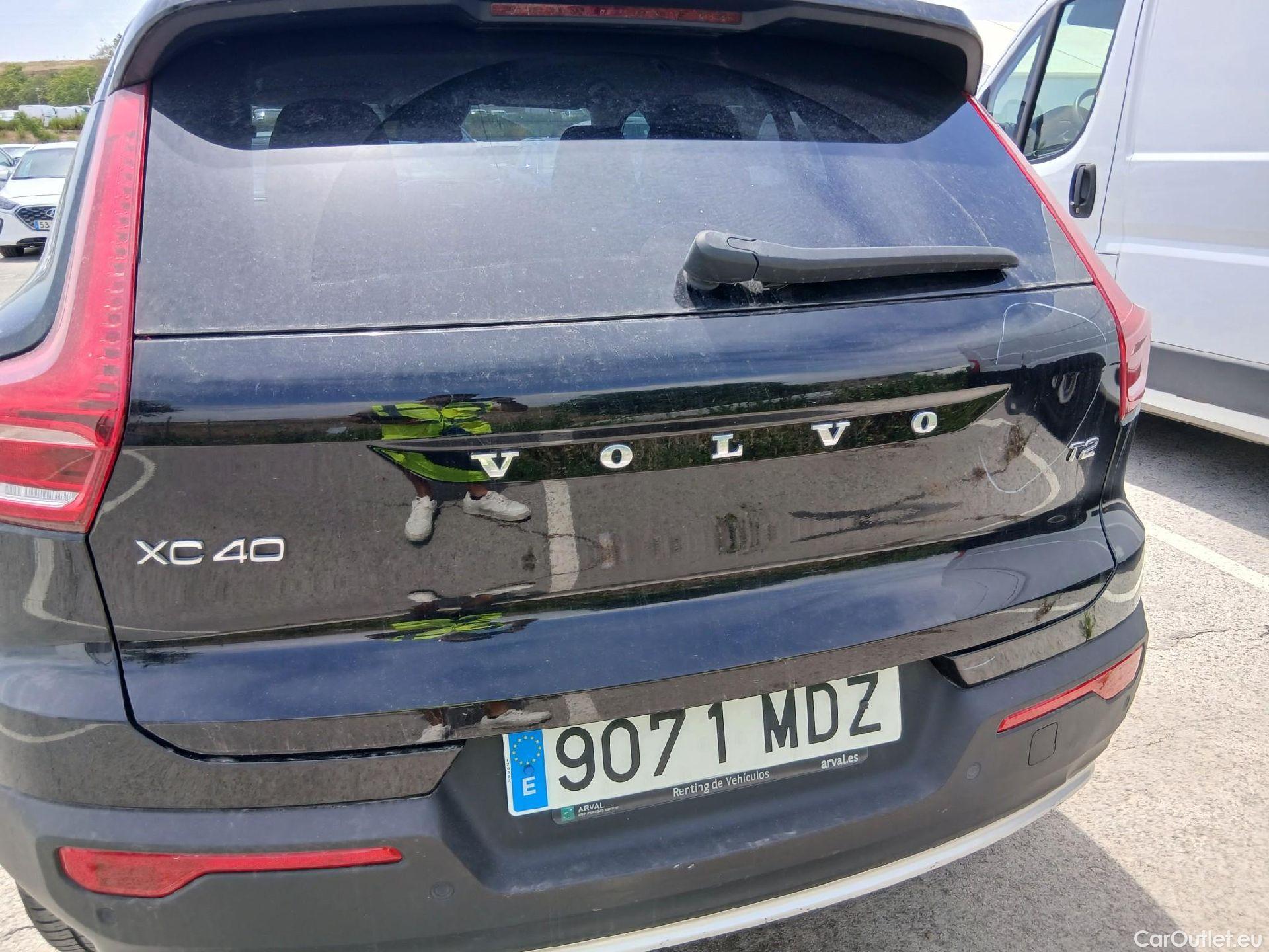  Volvo  XC 40 VOLVO XC40 / 2021 / 5P / todoterreno 1.5 T2 Essential Auto #21
