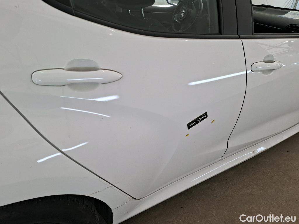  Toyota  Yaris  Hybride Affaires / 2019 / 5P / Berline / VU 1.5 Hybride 116h Dynamic Business #7
