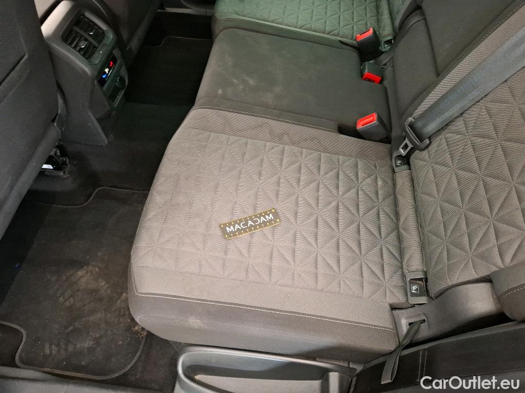  Volkswagen  Tiguan VOLKSWAGEN  / 2020 / 5P / SUV 1.4 eHybrid 245 DSG6 Life Business #29