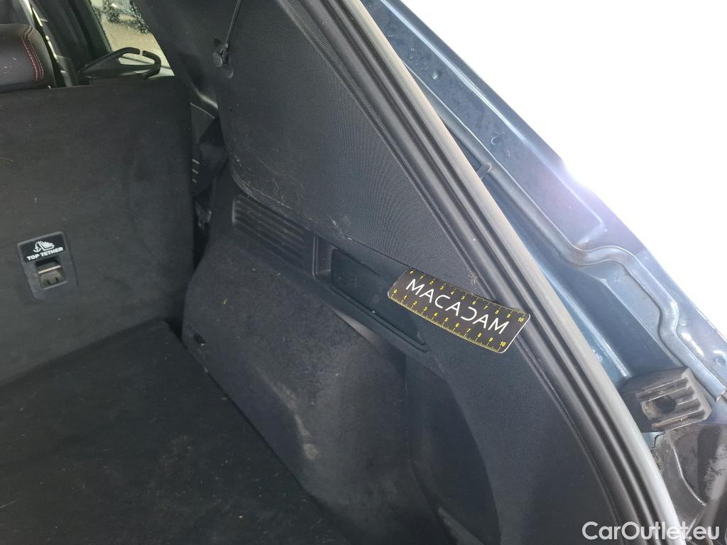  Ford  Kuga FORD  / 2019 / 5P / SUV 2.5 Duratec 225 ch PHEV eCVT St Line X #32