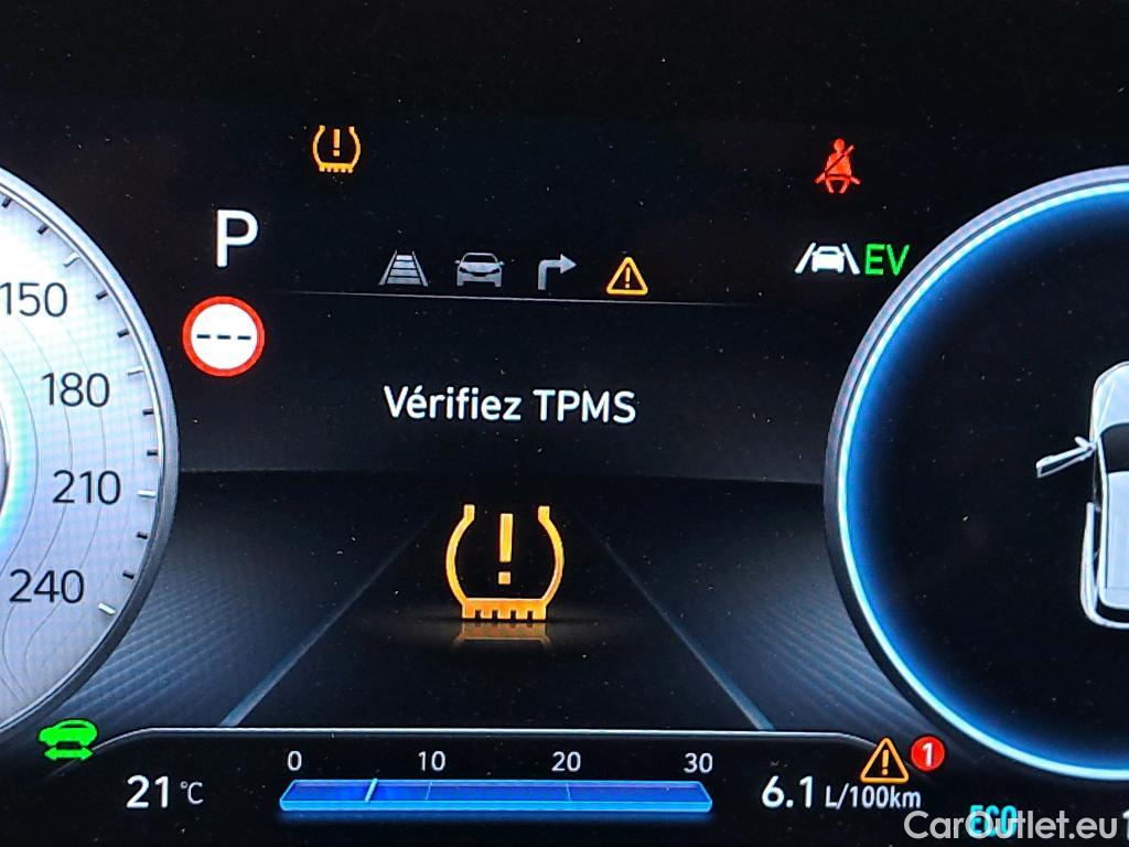  Hyundai  Tucson HYUNDAI  / 2020 / 5P / SUV 1.6 HYBRID 230 EXECUTIVE #48