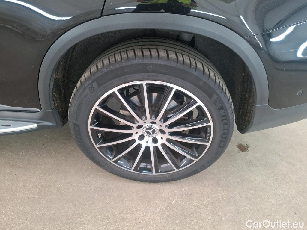  Mercedes  G-Klasee MERCEDES-BENZ GLC / 2019 / 5P / SUV 2.0 GLC 300 E AMG LINE 4MATIC #29