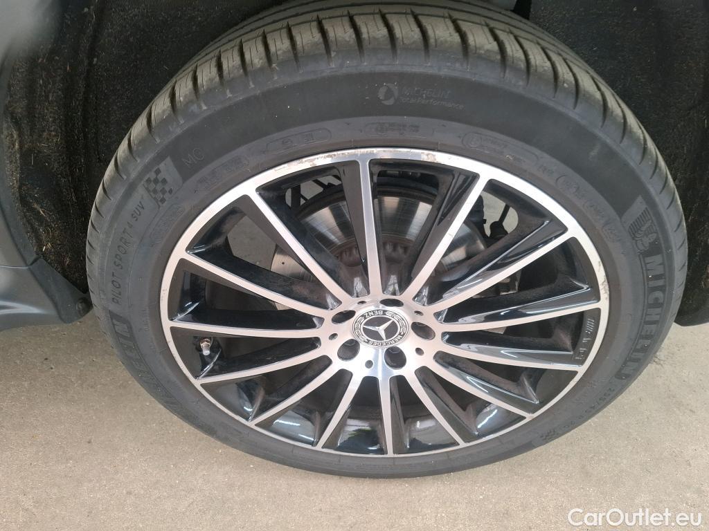  Mercedes  G-Klasee MERCEDES-BENZ GLC / 2019 / 5P / SUV 2.0 GLC 300 E AMG LINE 4MATIC #30