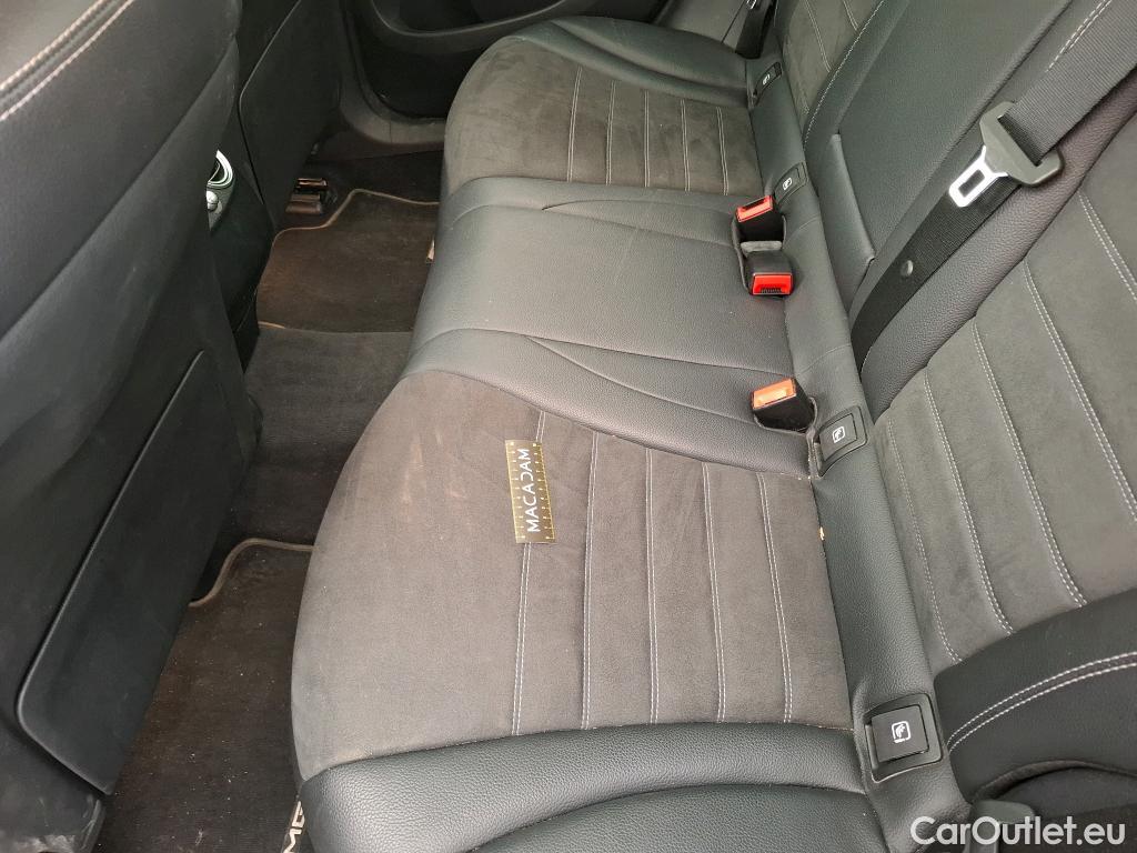  Mercedes  G-Klasee GLC / 2019 / 5P / SUV GLC 300 e AMG Line 4Matic #18