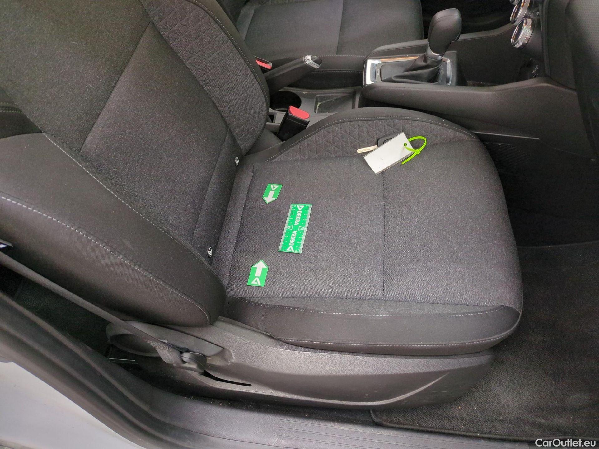  Renault  Clio  V Business 1.6 E-TECH Hybrid 140CV BVA6 E6d #37