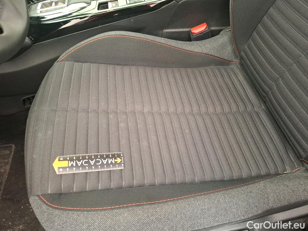  Peugeot  2008  (e-) Active Pack 50kWh BVA #36