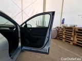  Renault  Captur RENAULT  / 2019 / 5P / SUV 1.6 PHEV E-TECH 117KW INTENS #99