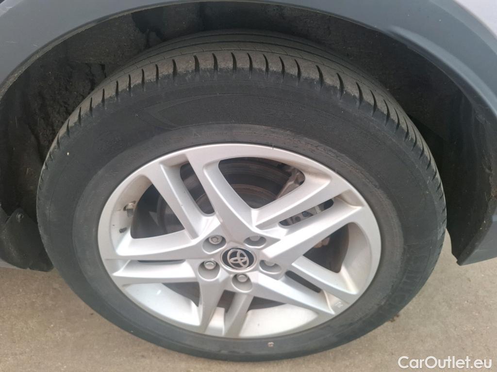  Toyota  C-HR TOYOTA  / 2016 / 5P / SUV 1.8 Hybride 122 Dynamic Business Stage A #21