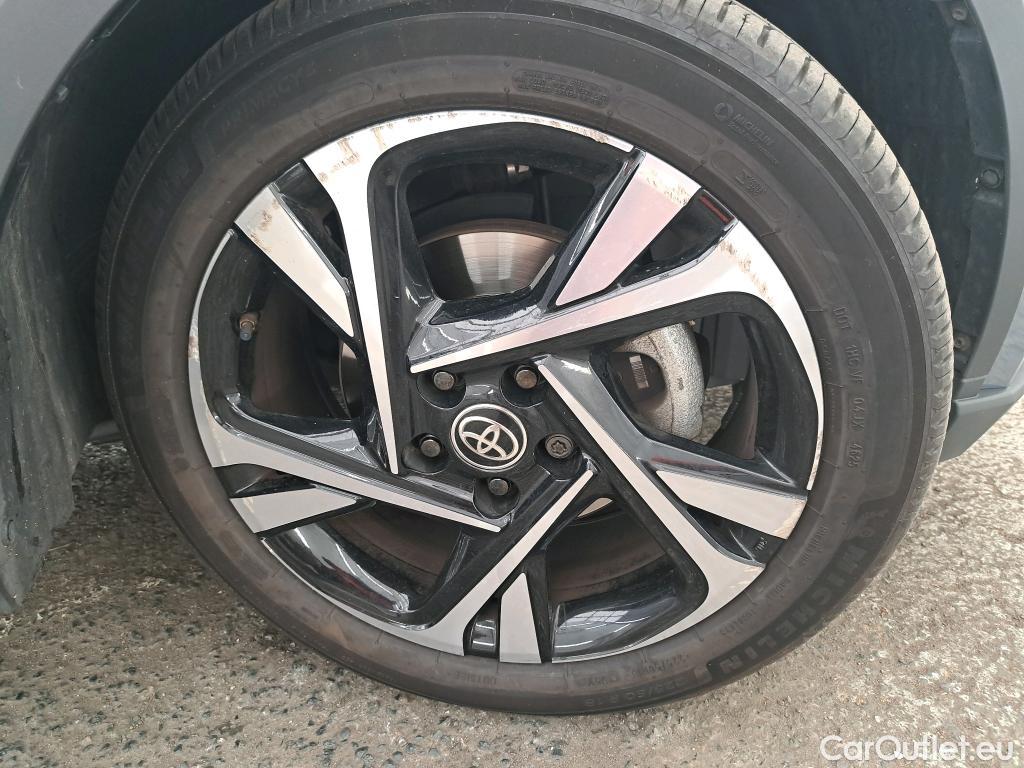  Toyota  C-HR TOYOTA  / 2016 / 5P / SUV 1.8 HYBRIDE 122 COLLECTION #16
