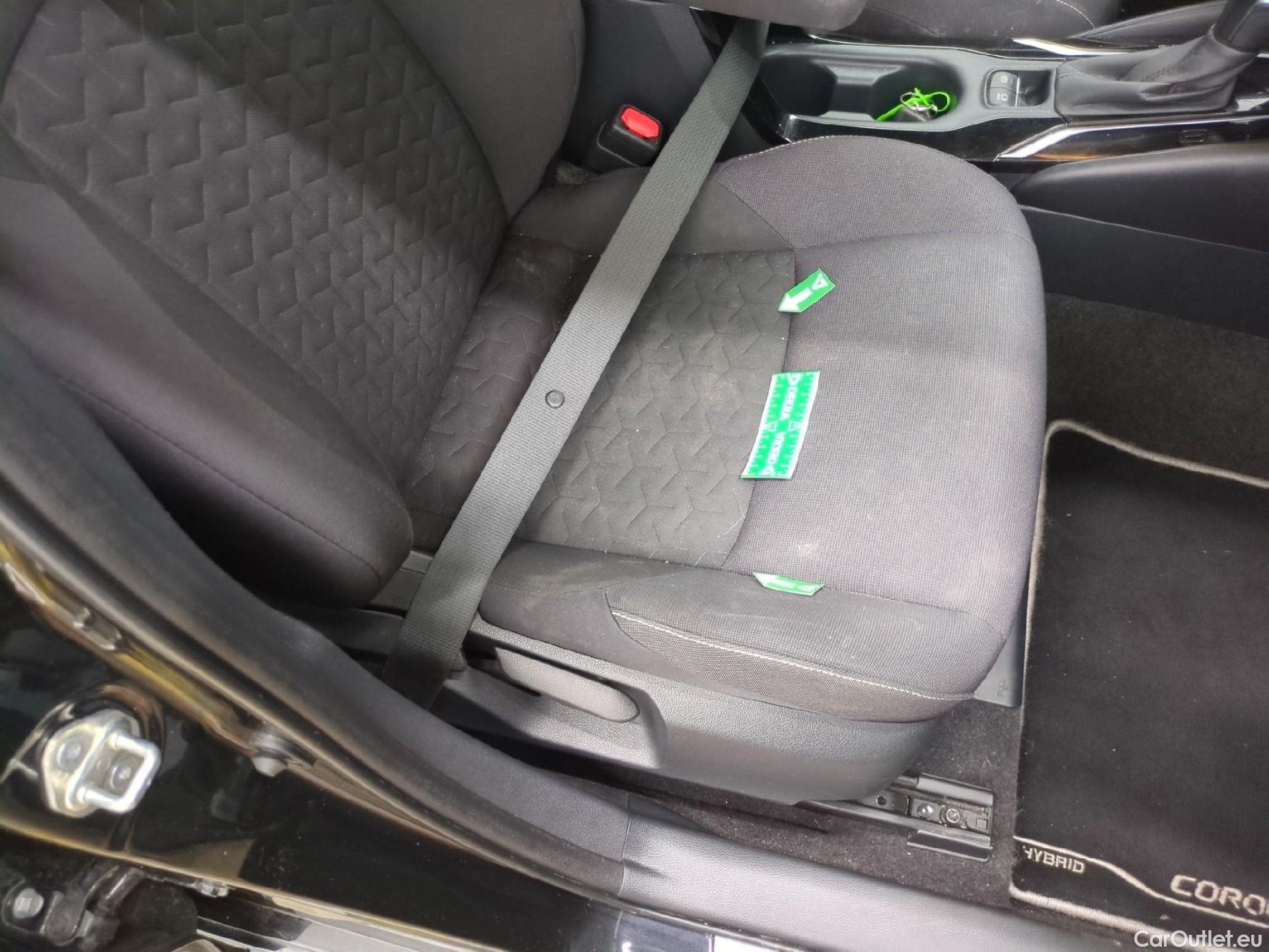  Toyota  Corolla TOYOTA  Touring Sports / 2018 / 5P / Break Hybride 122h Dynamic Business Beyond Zer #2