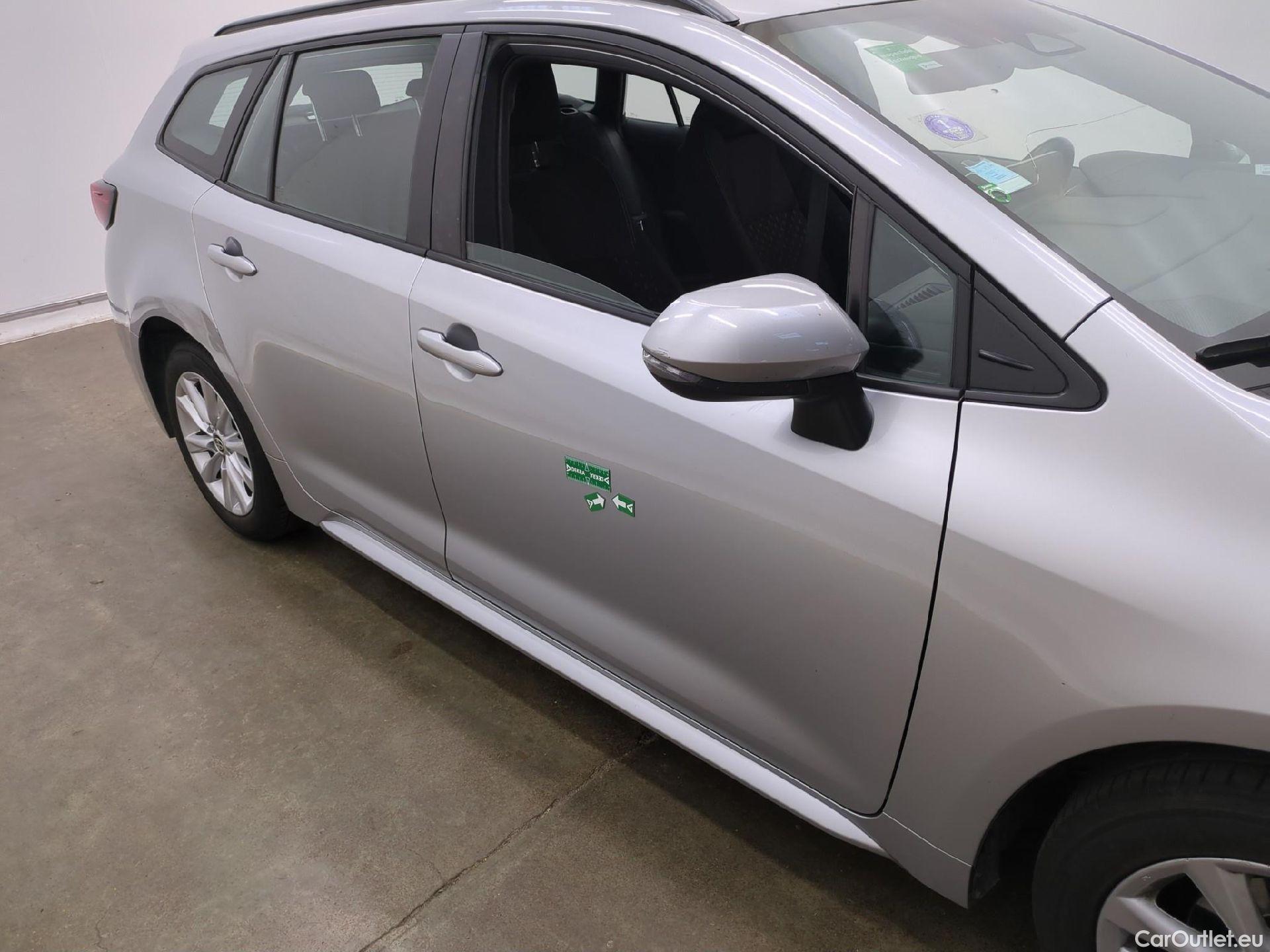  Toyota  Corolla TOYOTA  Touring Sports / 2022 / 5P / Break Hybride 140h Dynamic Business Beyond Zer #45