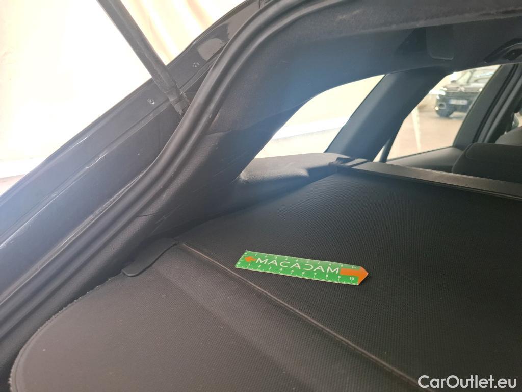  Toyota  Corolla TOYOTA  Touring Sports / 2018 / 5P / Break Hybride 184h Dynamic Business Stage Acad #44