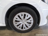  Toyota  Yaris TOYOTA  / 2020 / 5P / BERLINA HYBRID BUSINESS MY20 #17