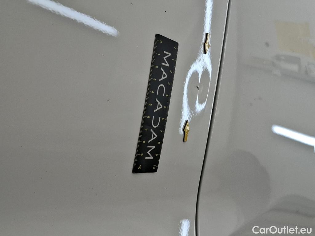  Toyota  Yaris TOYOTA  Hybride / 2019 / 5P / Berline Hybride 116h France Business Stage Acad #5