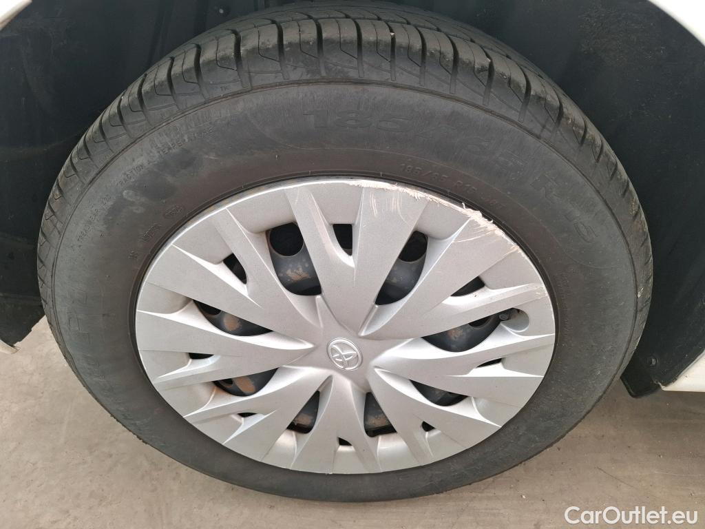  Toyota  Yaris TOYOTA  Hybride / 2019 / 5P / Berline Hybride 116h France Business Stage Acad #14