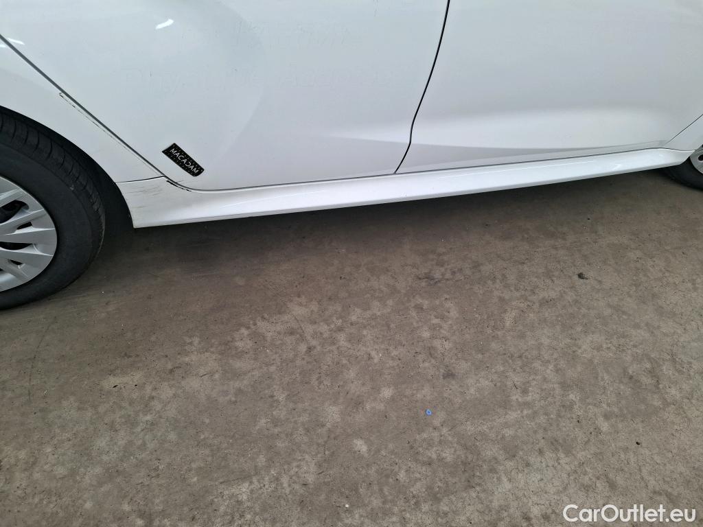  Toyota  Yaris TOYOTA  Hybride / 2019 / 5P / Berline Hybride 116h France Business Stage Acad #12