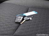  Toyota  Yaris TOYOTA  / 2020 / 5P / BERLINA HYBRID BUSINESS MY20 #121