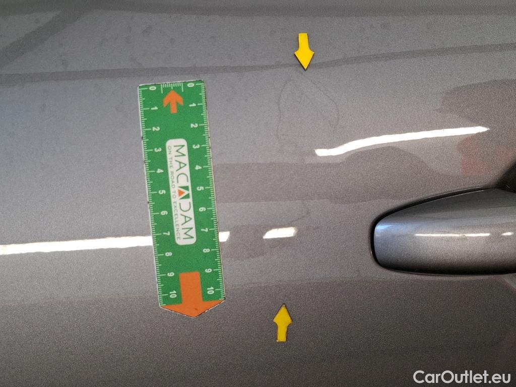  Renault  Captur RENAULT  / 2019 / 5P / SUV Initiale Paris TCe 160 EDC -21 #4