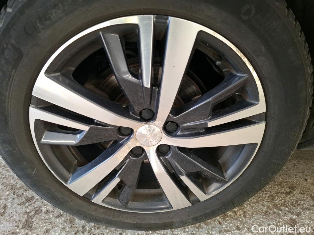  Peugeot  3008  Allure Business 1.5 HDi 130CV BVA8 E6d #18