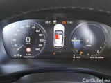  Volvo  XC 40 VOLVO XC40 / 2021 / 5P / SUV T5 RECHARGE PLUG-IN AUTO PLUS BRIGHT #4