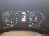  Volvo  XC 40 VOLVO XC40 / 2021 / 5P / SUV T5 RECHARGE PLUG-IN AUTO ULTIMATE DARK #4