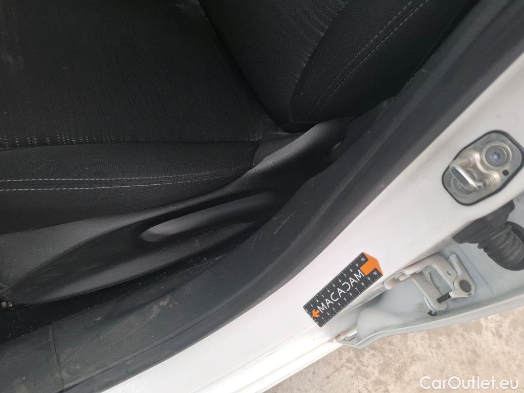  Peugeot  208  Affaire Premium Pack 1.6 HDi 75CV BVM5 E6 #35