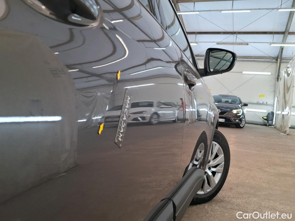  Peugeot  3008  II Active Pack 1.5 HDi 130CV BVA8 E6d #3