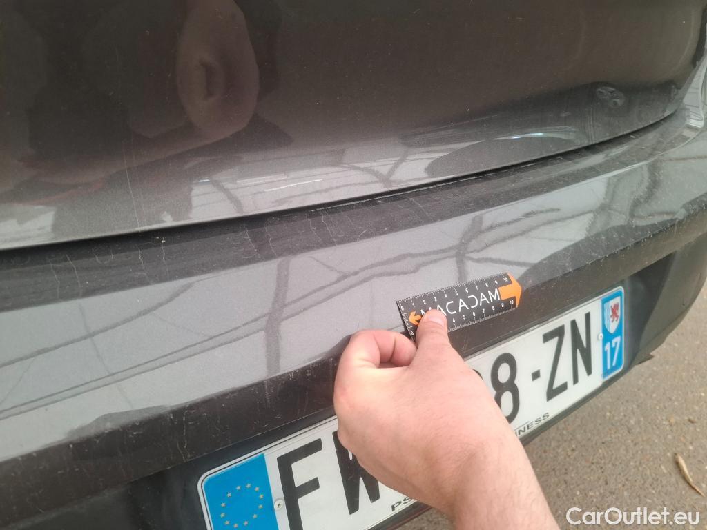  Peugeot  208  Premium 1.5 HDi 100CV BVM6 E6d #31