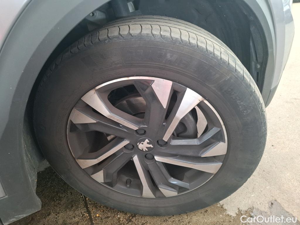  Peugeot  2008  Allure Business 1.5 HDi 110CV BVM6 E6d #10