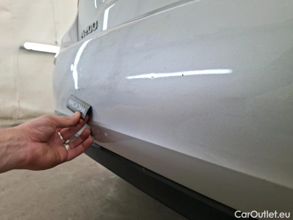  Mercedes  A-Klasse MERCEDES-BENZ Classe A Compact 5p Berline A 200 Business Line 7G-DCT #31