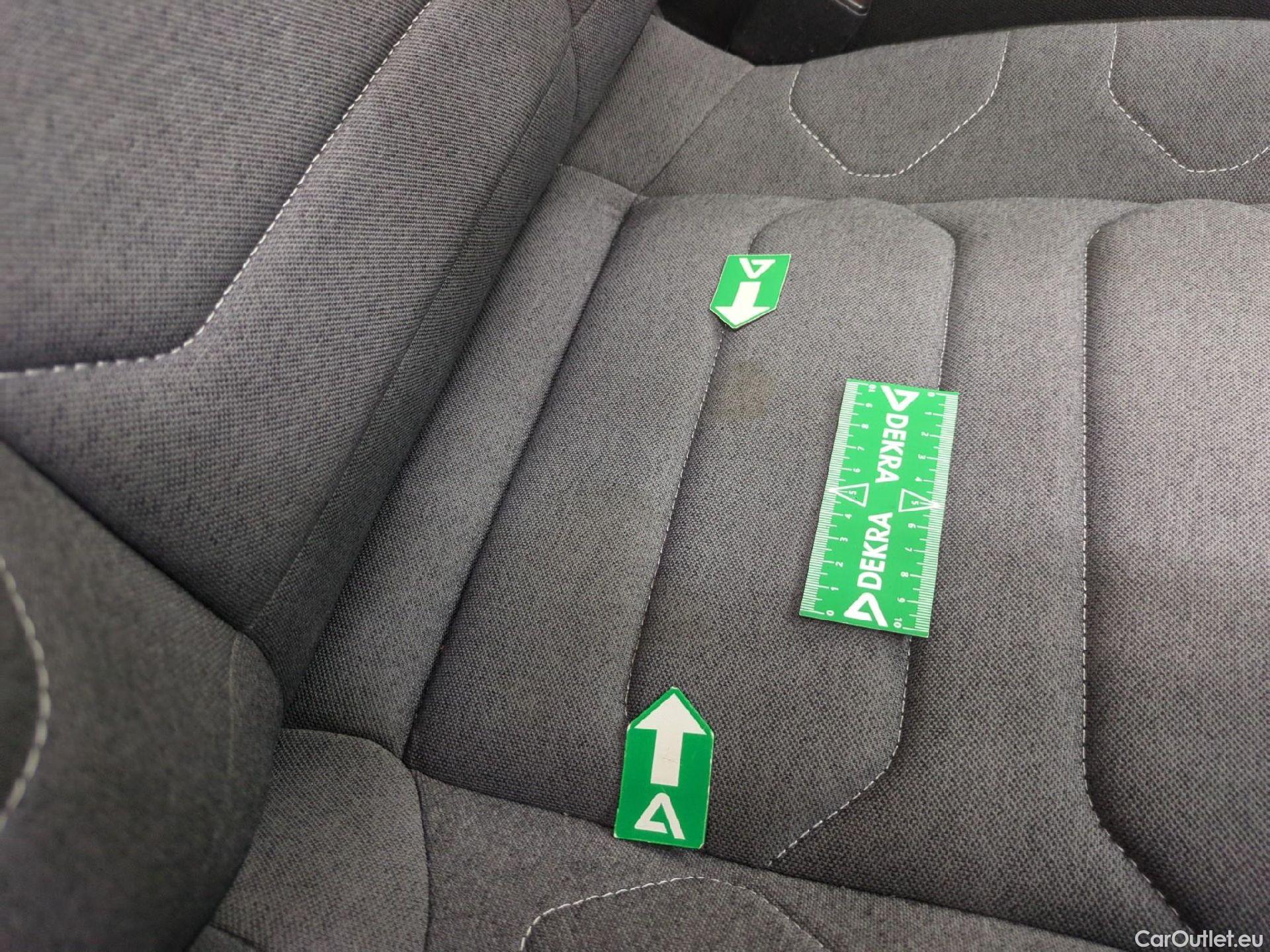 Citroen  C4  X Feel Pack 1.2 PureTech 130CV BVA8 6E #2