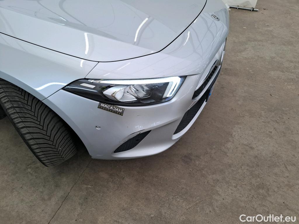  Mercedes  A-Klasse MERCEDES-BENZ Classe A Compact 5p Berline A 200 Business Line 7G-DCT #19