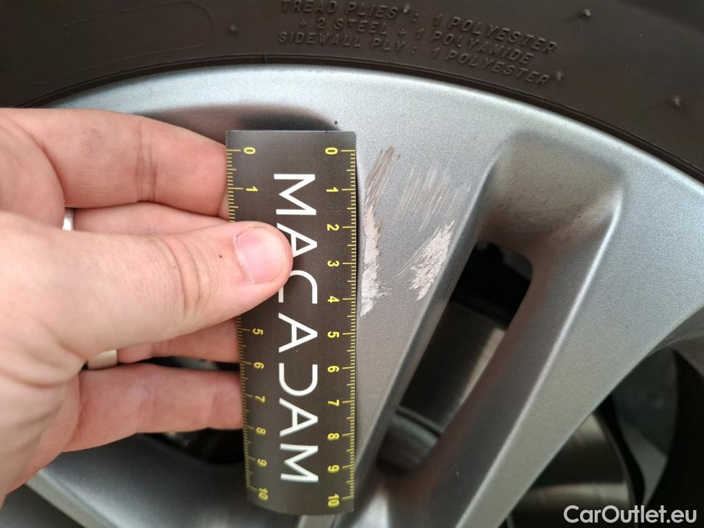  Mercedes  A-Klasse MERCEDES-BENZ Classe A Compact 5p Berline A 200 Business Line 7G-DCT #46