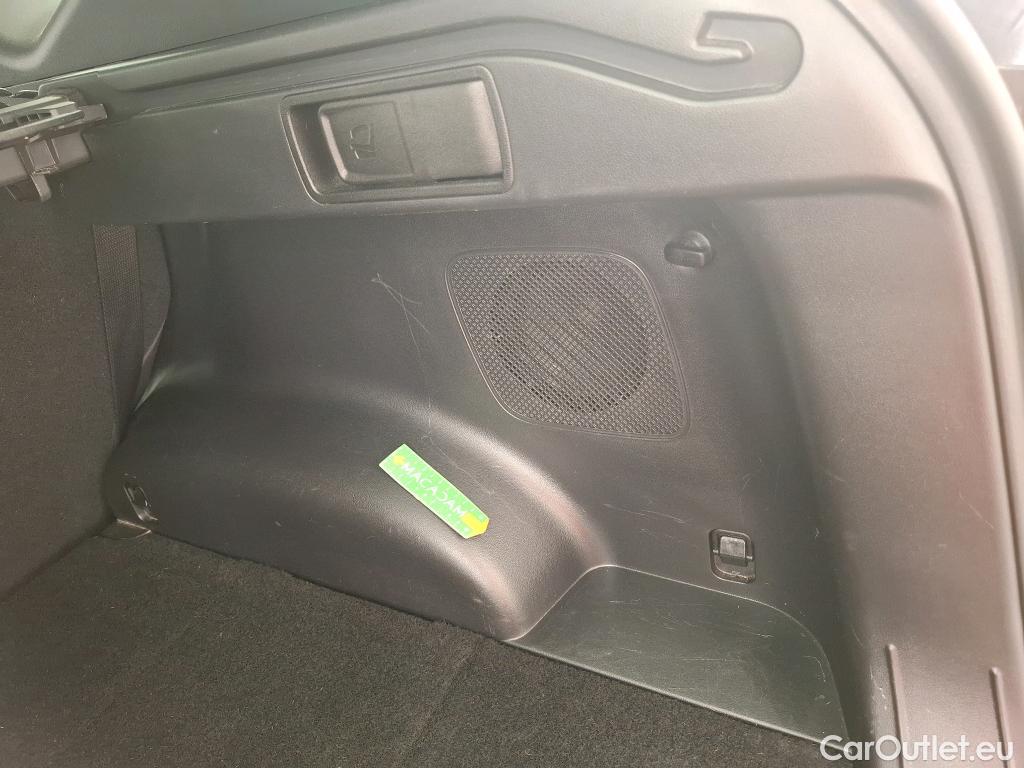  Hyundai  Tucson HYUNDAI  2020  5P  SUV 1 6 PHEV 265 HTRAC N LINE EXECU 4WD AUTO #32