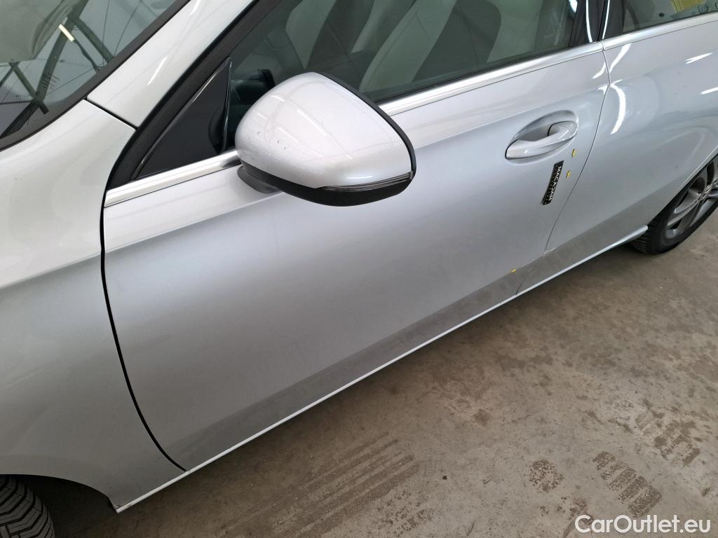  Mercedes  A-Klasse MERCEDES-BENZ Classe A Compact 5p Berline A 200 Business Line 7G-DCT #13
