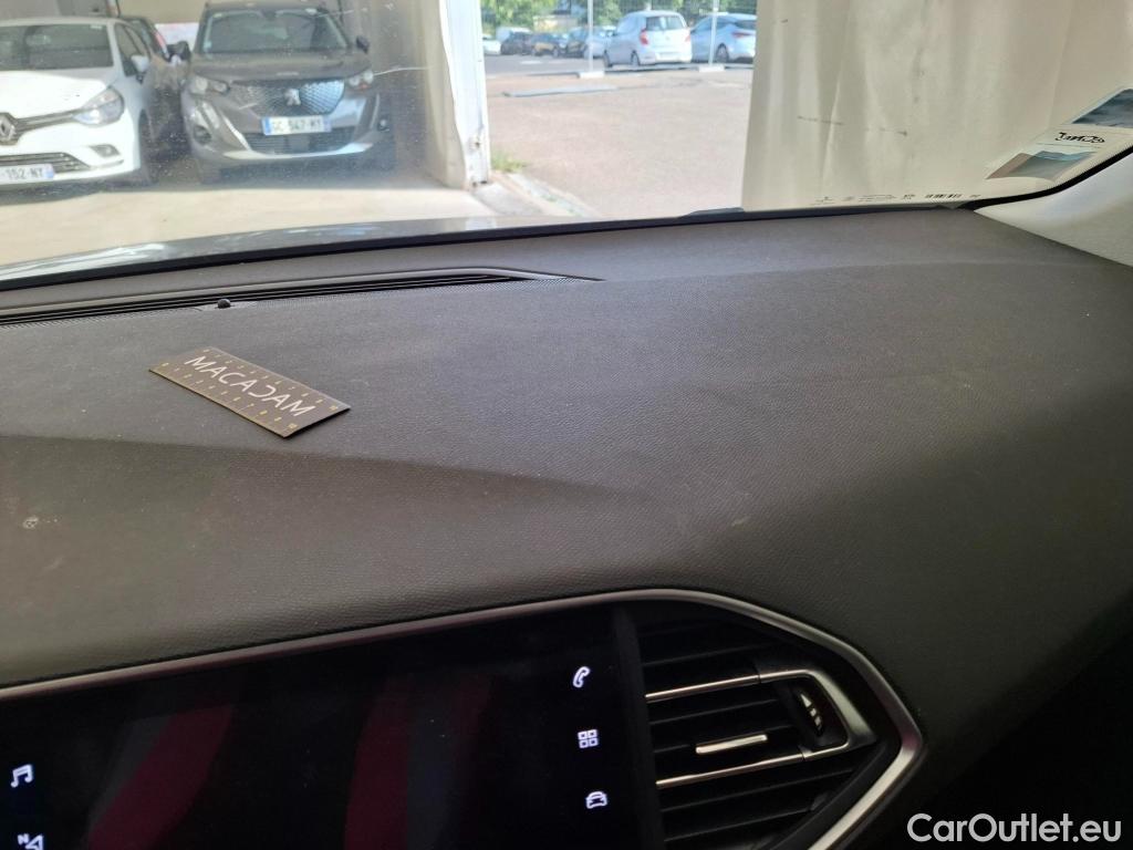  Peugeot  308  Allure Pack 1.2 PureTech 130CV BVA8 E6d #65