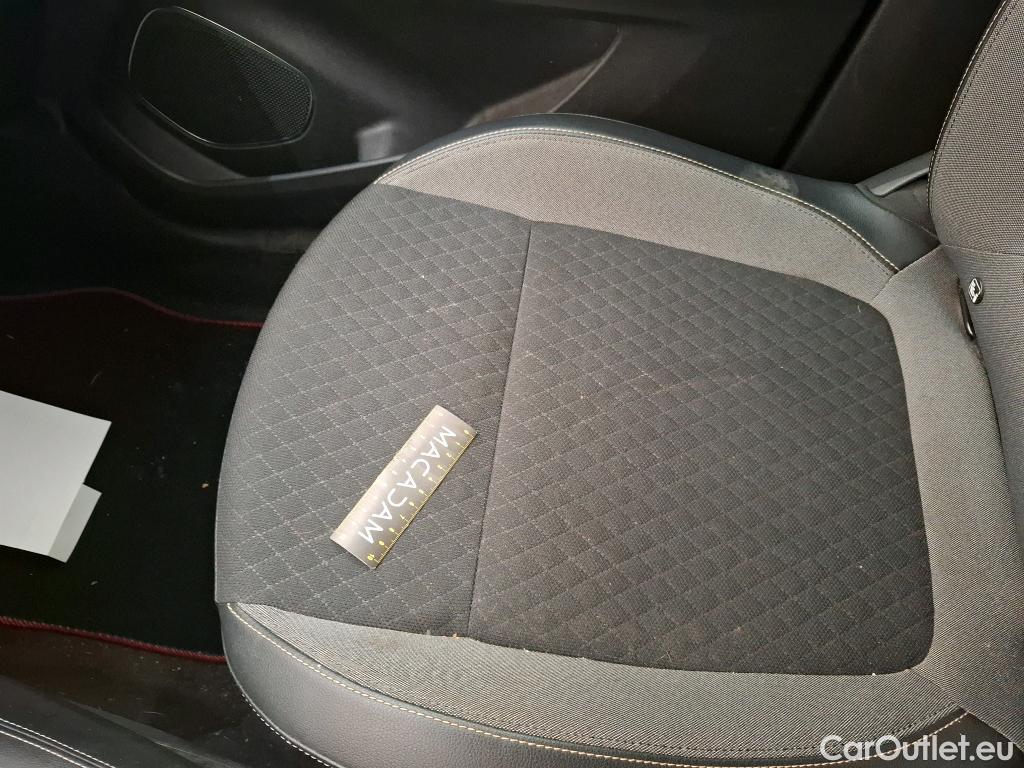  Opel   Grandland X Grandland X Business INNOVATION 1.2 Turbo 130CV BVA8 E6d #74