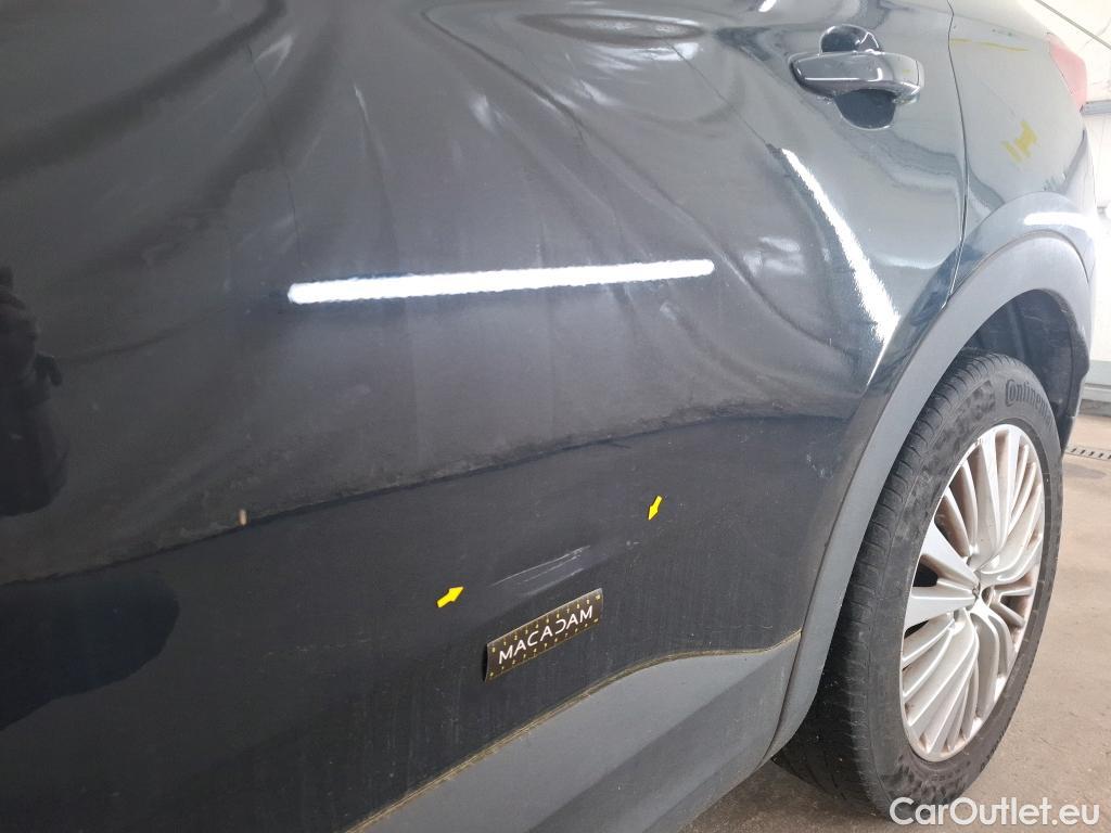  Opel   Grandland X Grandland X Business INNOVATION 1.2 Turbo 130CV BVA8 E6d #4