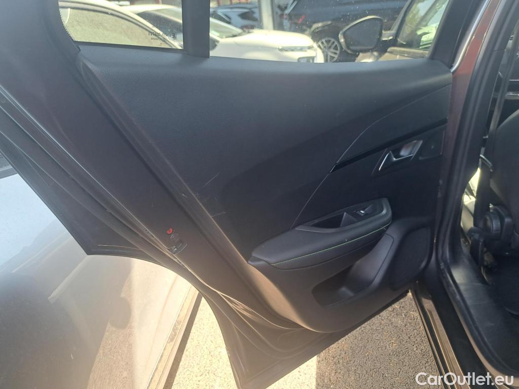  Peugeot  2008  GT 1.5 HDi 130CV BVA8 E6d #35