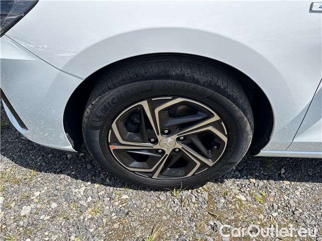  Hyundai  i30  kom.1.5T-GDI Smart 5d #21