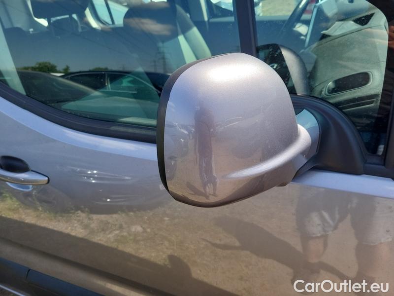  Citroen  Berlingo   (07.2018->)  MS 1.5BHDi 130 Feel #16