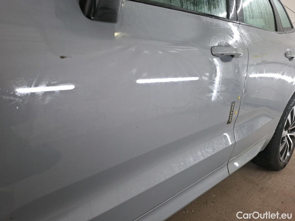  Volvo  XC60  Plus Style Dark 2WD 2.0 B4 195CV BVA8 E6d #1