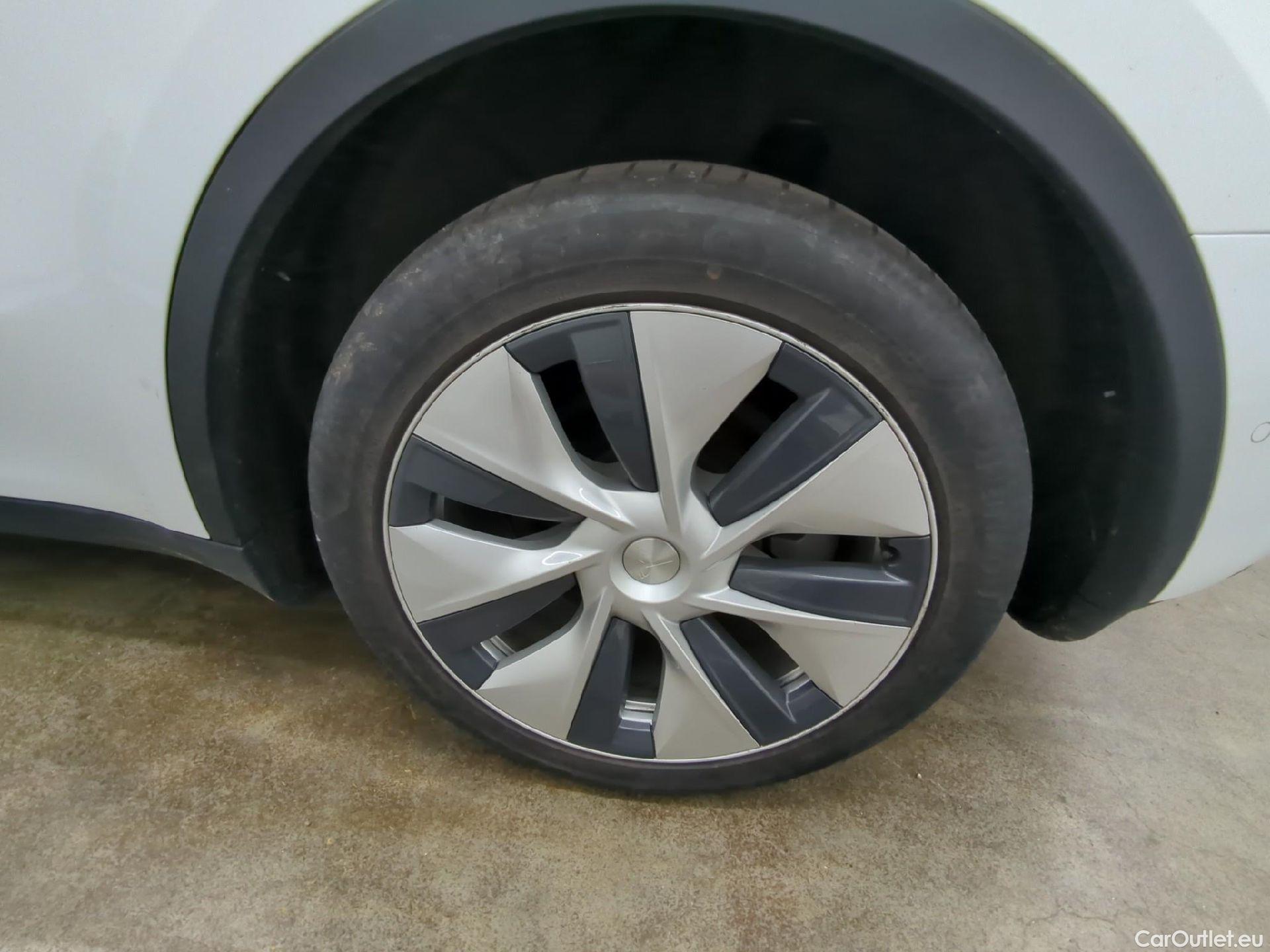  Tesla  Model Y TESLA  / 2020 / 5P / SUV Grand Autonomie Dual Motor AWD #8
