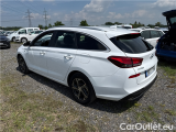 i30