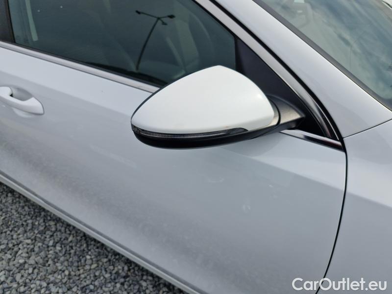  KIA  Cee'd Ceed Sportswagon (2018->) Ceed SW 1.5 T-GDI 118 Top AT #22