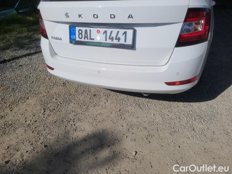  Skoda  Fabia  Combi (2015)  Com 1.0TSI 81 Ambition #11