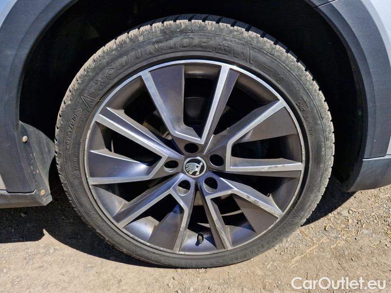  Skoda  Octavia  Combi  (5E5)(03.2017->) Oct.C.2.0TDI 110 4x4 Scout AT #20